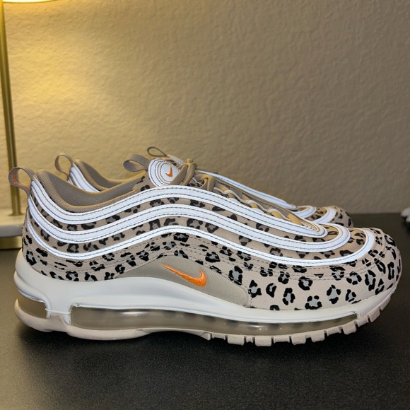 Air Max 97 Leopard - Picture 2 of 9